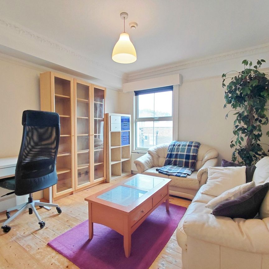 Standale Road, W14, London - Photo 1