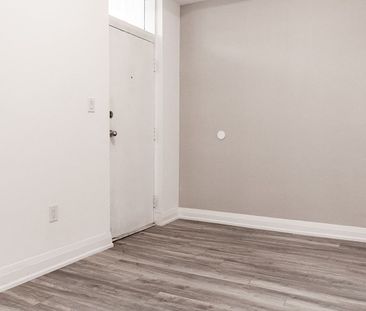 For Lease - 219 Jarvis Street Unit# 2, Toronto, Ontario - Photo 3