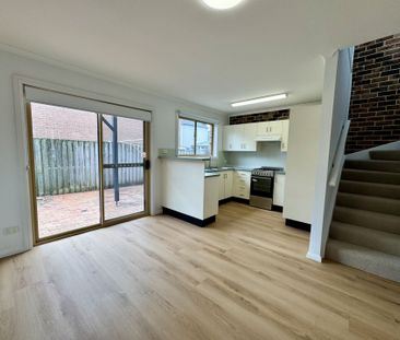 Beautifully Renovated Property - Photo 5