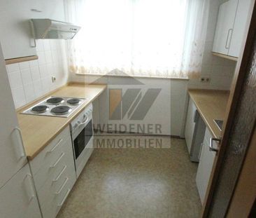 Bestlage! Tolle 3-Raum Wohnung mit Balkon, Aufzug & EBK in Untermha... - Photo 1