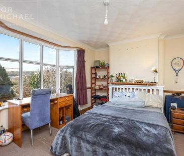 4 bedroom semi-detached house to rent - Photo 3