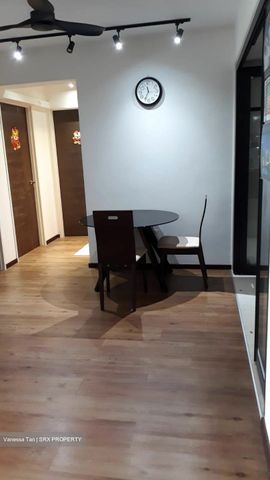 Blk 366B Sun Breeze (Sembawang), HDB 4 Rooms - For Rent - Photo 3