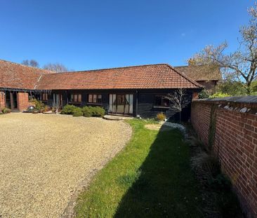 1 bedroom barn conversion to rent - Photo 3