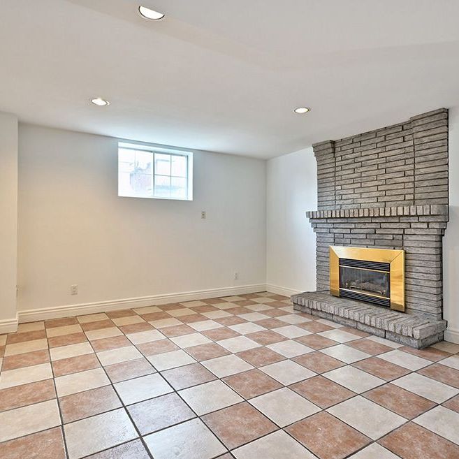 For Lease - 298 Mckee Avenue, Toronto, Ontario - Photo 1