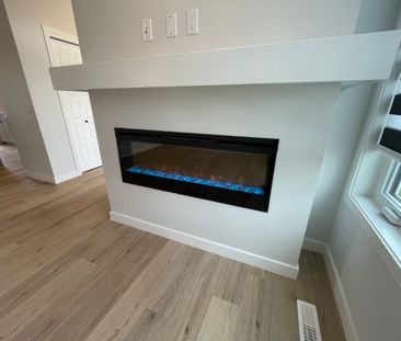 New 2-Storey 3-bed 2.5-Bath Upper Suite in Edgemont - Photo 6