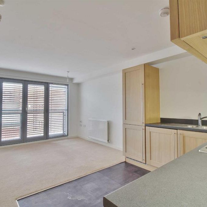 1 bedroom apartment to rent - Photo 1