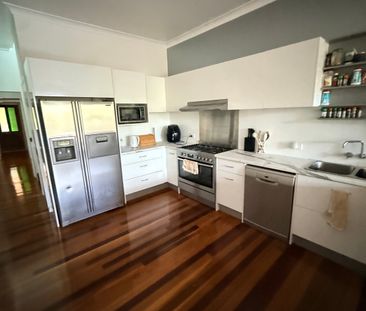 East Brisbane - Photo 6