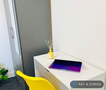 3 bedroom terraced house to rent - Photo 6