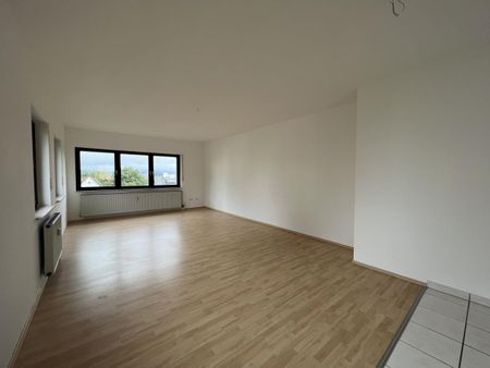 Helle, große und schöne 2 Zimmer-Wohnung in top Lage zu UKGM + Bahnhof, Wilhelmstr. 19, Gießen - Photo 2