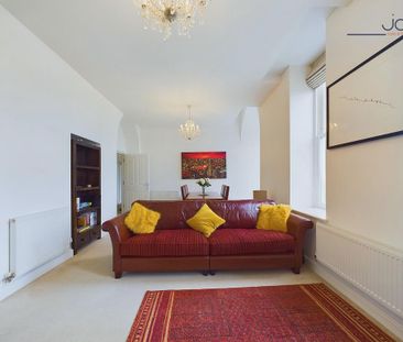 3 bedroom apartment to rent - Photo 2