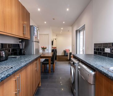 6 Bedroom Student home in Lenton Nottingham! 51 week contract! All ... - Photo 6