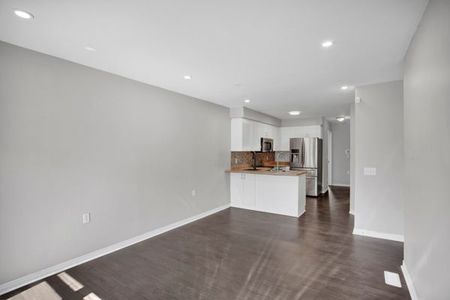 For Lease - 58 Avenue Street Unit# Lower Level, Oshawa, Ontario - Photo 2