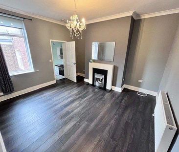 3 bedroom apartment to rent - Photo 6