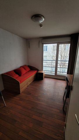 Location Appartement 1 pièce 21m² - Photo 3