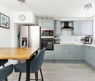 2 bedroom House To Let Total Size: 732 SQ FT - Photo 6