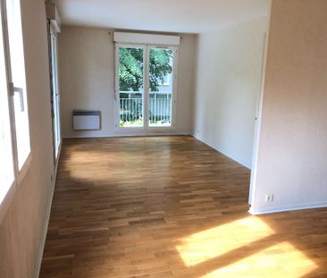 Location Appartement 3 pièces 89m² L HAY LES ROSES 94240 - Photo 1