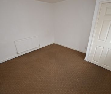 2 Bedroom Apartment - Photo 3