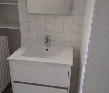 A louer appartement centre ville de Carentan - 1er �tage (50500) - Photo 4