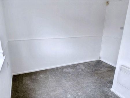 1 bed lower flat to rent in NE33 - Photo 4