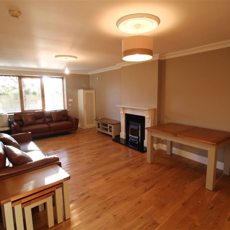 Kavanagh Hall, Collegewood, Castleknock, Dublin 15 - Photo 1