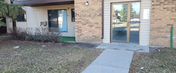 275 Kingsmere Blvd | 275 Kingsmere Boulevard, Saskatoon - Photo 1