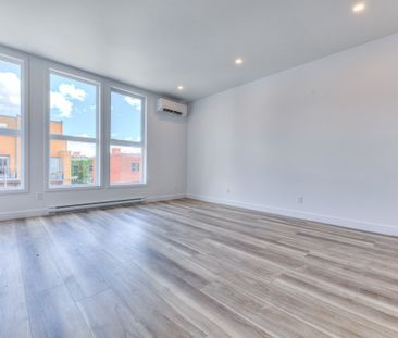 2630 Rue Notre-Dame O., app.204, H3J 1N7, H3J 1N7, Montréal - Photo 5