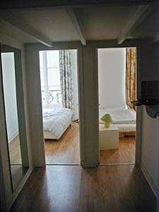 Logement à Paris, Location meublée - Photo 4