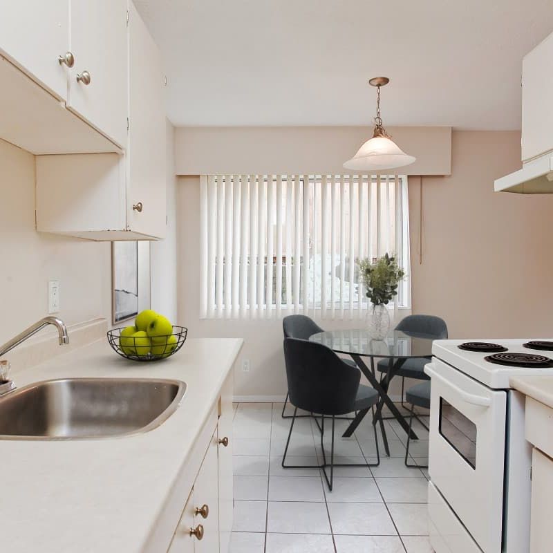 Sherbrooke Manor Apartments - Bachelor - Photo 1