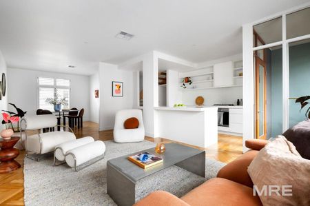 Luxury meets lifestyle - Photo 2