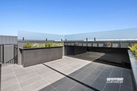 64 Victoria Street, <p>Rippleside, VIC 3215</p> - Photo 3