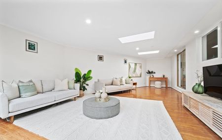 Charming 3-Bedroom Home for Rent – 47 Matthew Flinders Avenue, Endeavour Hills - Photo 3