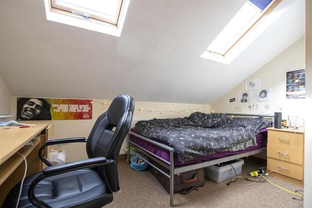 6 bedroom house to rent - Photo 1