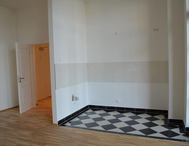 Wunderschöne sanierte 2 Zimmer-Wohnung in der ehemaliger Koffer- und Lederwarenfabrik Moritz Mädler! - Photo 1