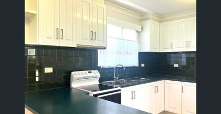 Close to Everything! - Photo 3