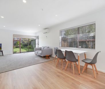 Light & spacious home - Photo 2