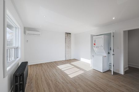 For Lease - 2066 Yonge Street Unit# 1, Toronto, Ontario - Photo 3