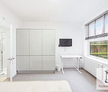 Studio to rent - Photo 2