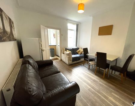 3 bedroom house share to rent - Photo 3