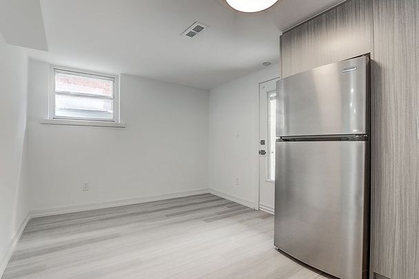 For Lease - 56 Bicknell Avenue Unit# Lower, Toronto, Ontario - Photo 1