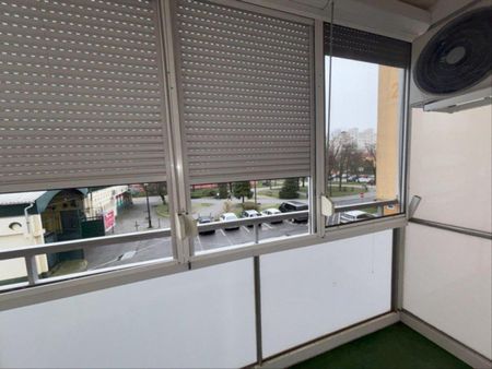 Kiadó felújított panel lakás - Tiszaújváros - Photo 5