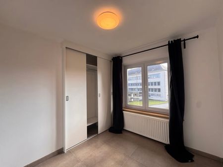 Appartement te huur - Foto 2