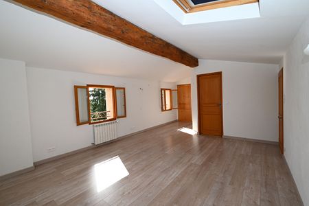 Location maison 5 pièces, 121.48m², Le Rouret - Photo 3