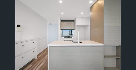 Stylish & Spacious With Alluring Ambience - Photo 5