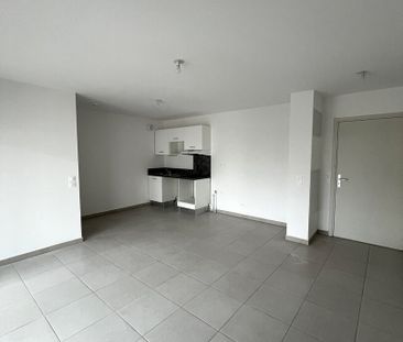 Apartment - Photo 2
