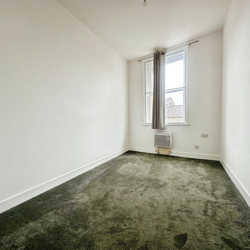 1 bedroom flat to rent Flat 1 Kendrick House - Photo 1