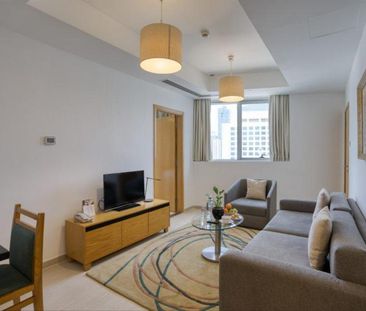 Spacious Classic One Bedroom Apartment - Photo 1