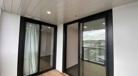 Brand new apartment in Ellerslie - Photo 5