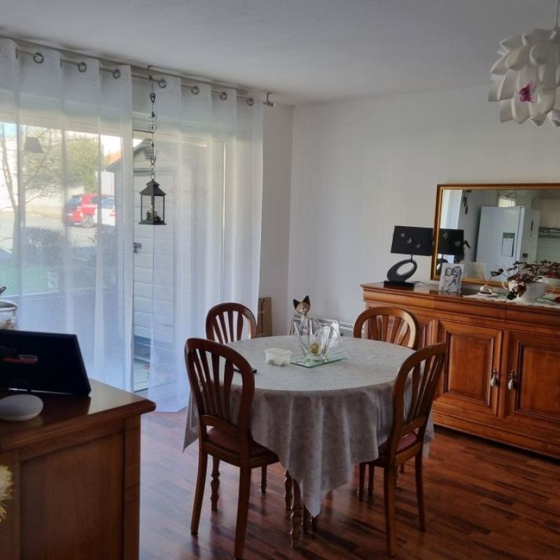 Appartement À Louer - Photo 1