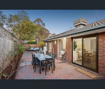 1/94-96 Mount Pleasant Road, Nunawading, Vic 3131 - Photo 2