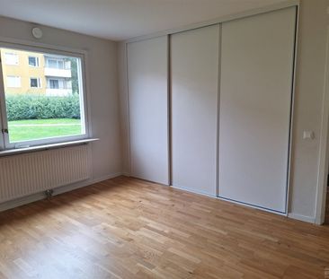 Karlslättsv 6 C - Photo 4